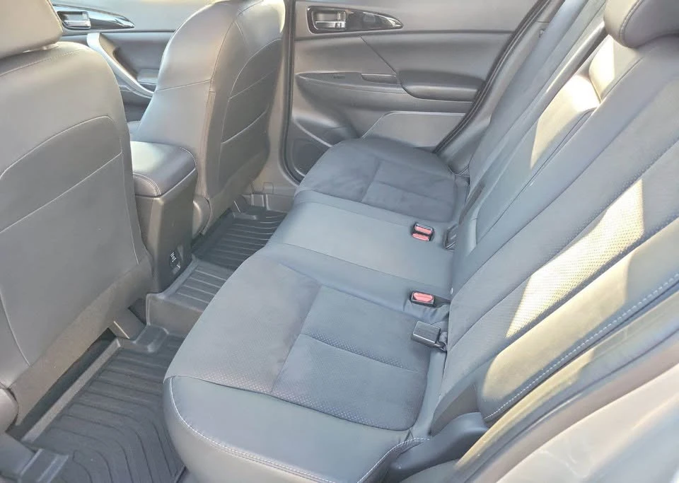 2023 Mitsubishi Eclipse Cross - Image 11 of 14