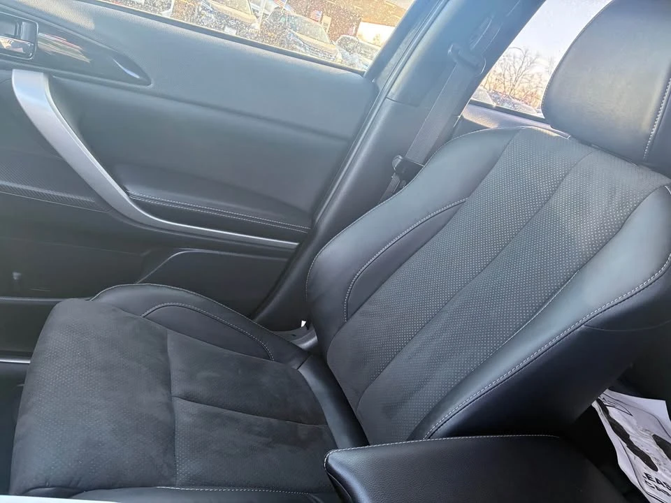 2023 Mitsubishi Eclipse Cross - Image 6 of 10