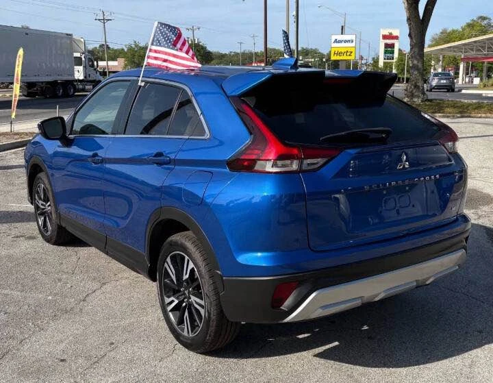 2023 Mitsubishi Eclipse Cross - Image 2 of 10