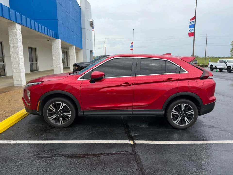 2023 Mitsubishi Eclipse Cross - Image 2 of 5