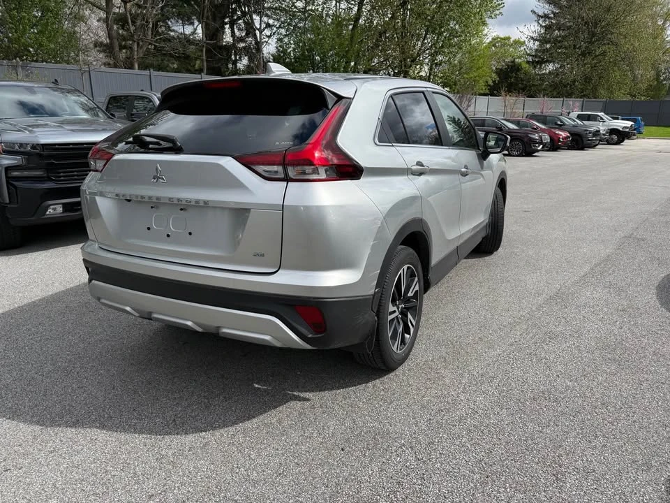 2023 Mitsubishi Eclipse Cross - Image 3 of 9