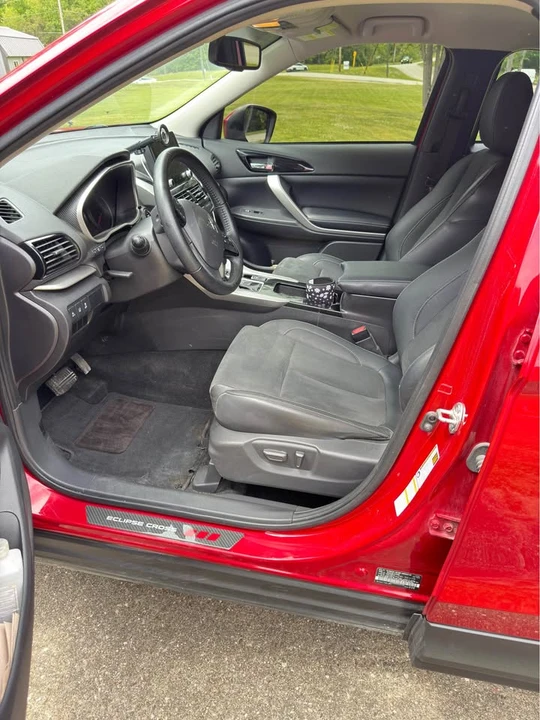 2023 Mitsubishi Eclipse Cross - Image 5 of 12