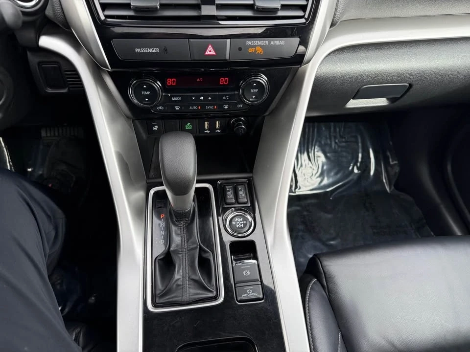 2023 Mitsubishi Eclipse Cross - Image 14 of 16