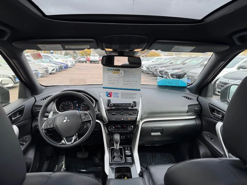 2023 Mitsubishi Eclipse Cross - Image 11 of 16