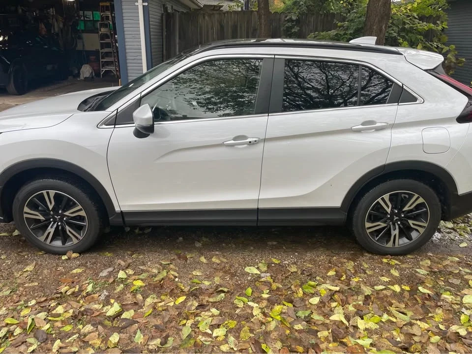 2023 Mitsubishi Eclipse Cross - Image 4 of 6