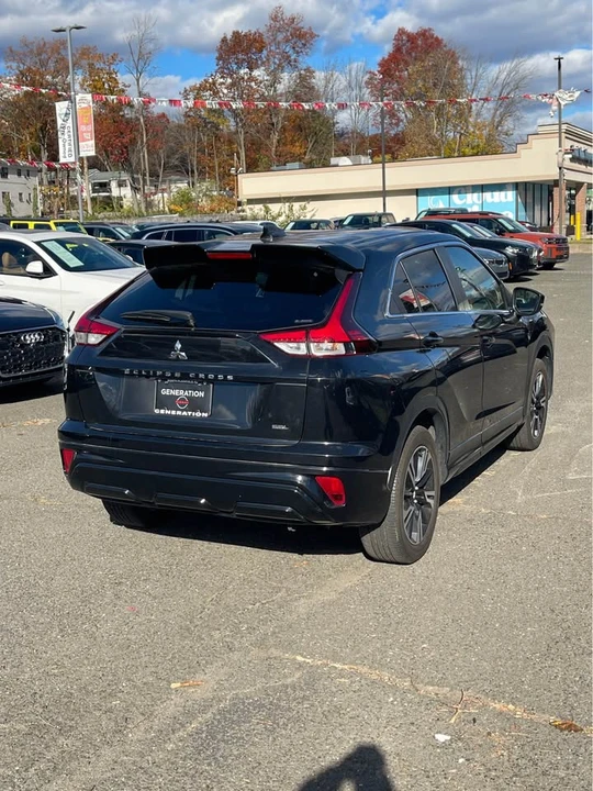 2023 Mitsubishi Eclipse Cross - Image 4 of 10