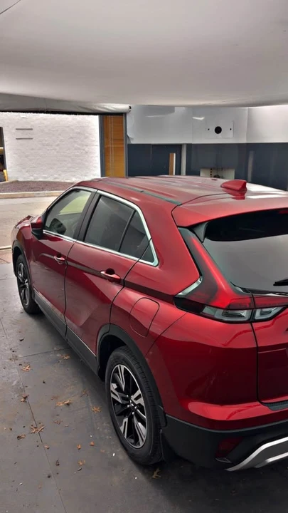 2023 Mitsubishi Eclipse Cross - Image 5 of 7