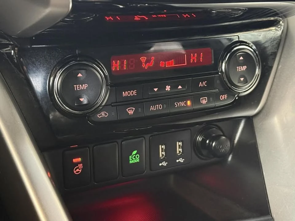 2023 Mitsubishi Eclipse Cross - Image 12 of 20
