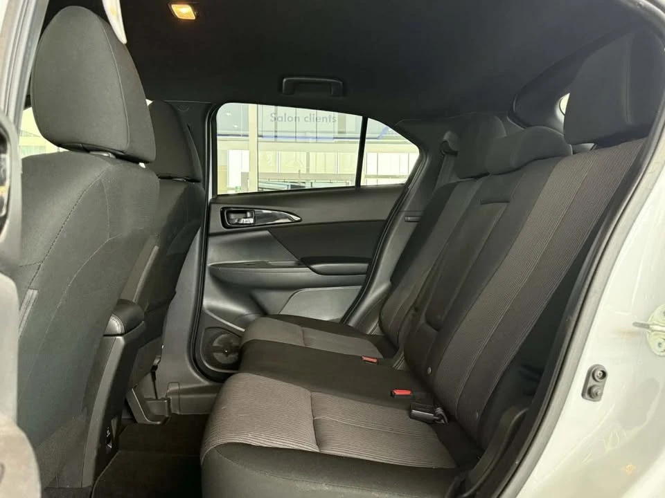 2023 Mitsubishi Eclipse Cross - Image 16 of 20