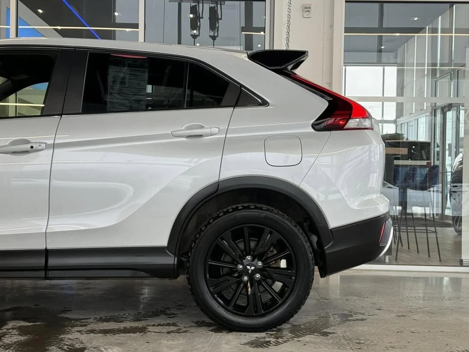 2023 Mitsubishi Eclipse Cross - Image 15 of 20