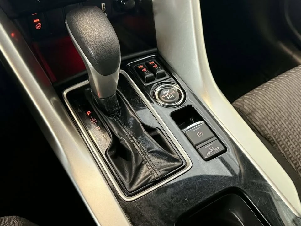 2023 Mitsubishi Eclipse Cross - Image 13 of 20