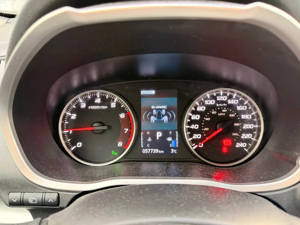 2023 Mitsubishi Eclipse Cross - Image 7 of 10