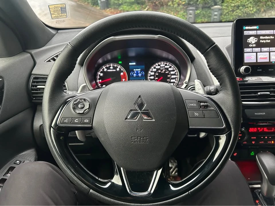 2023 Mitsubishi Eclipse Cross - Image 12 of 17