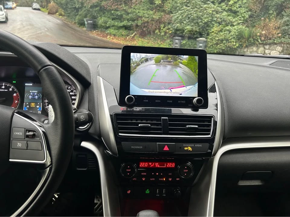 2023 Mitsubishi Eclipse Cross - Image 15 of 17