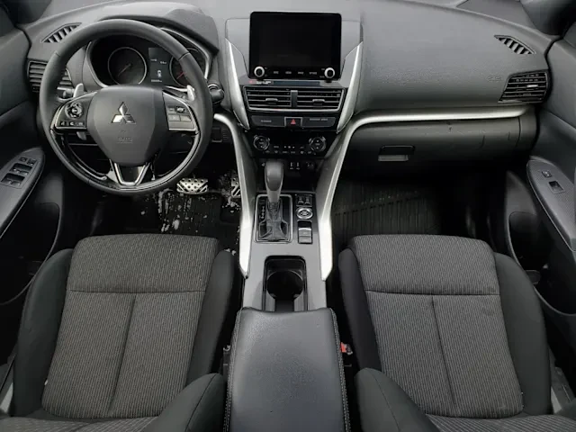 2023 Mitsubishi Eclipse Cross - Image 7 of 16