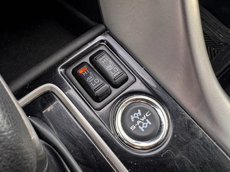 2023 Mitsubishi Eclipse Cross - Image 12 of 16