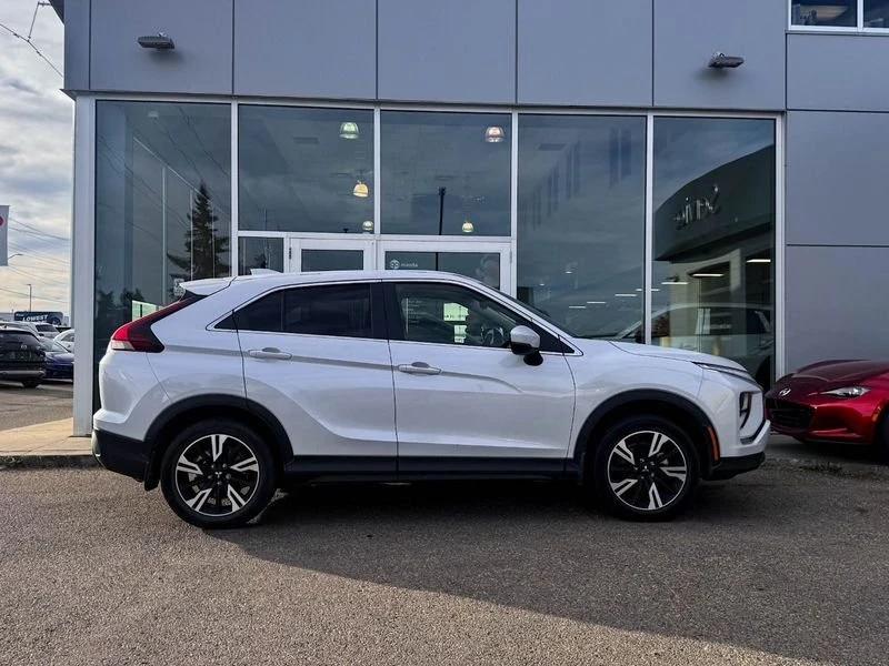 2023 Mitsubishi Eclipse Cross - Image 8 of 16