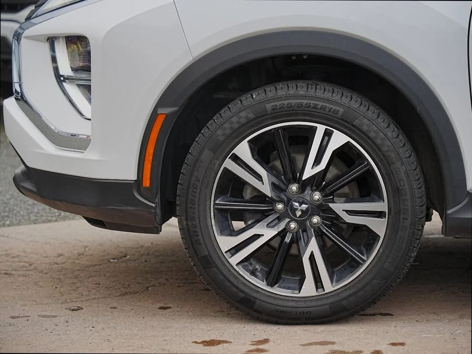 2023 Mitsubishi Eclipse Cross - Image 10 of 19