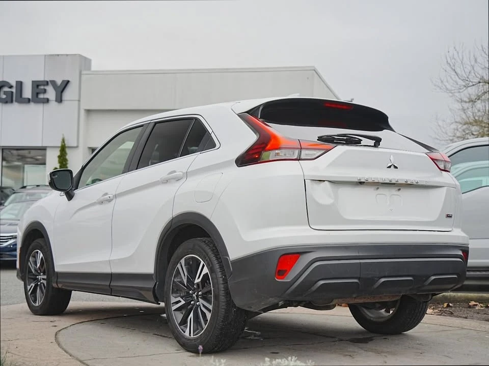 2023 Mitsubishi Eclipse Cross - Image 8 of 19