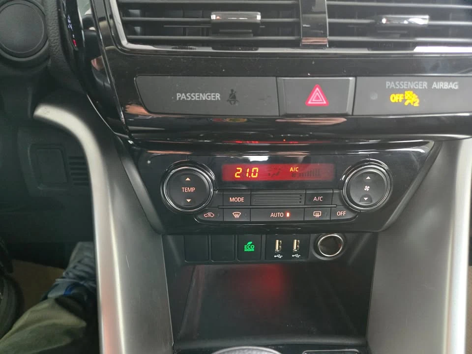 2023 Mitsubishi Eclipse Cross - Image 15 of 18