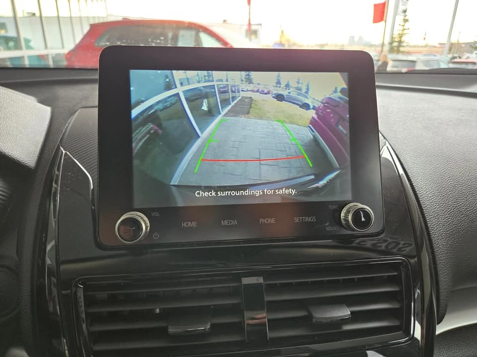 2023 Mitsubishi Eclipse Cross - Image 14 of 18