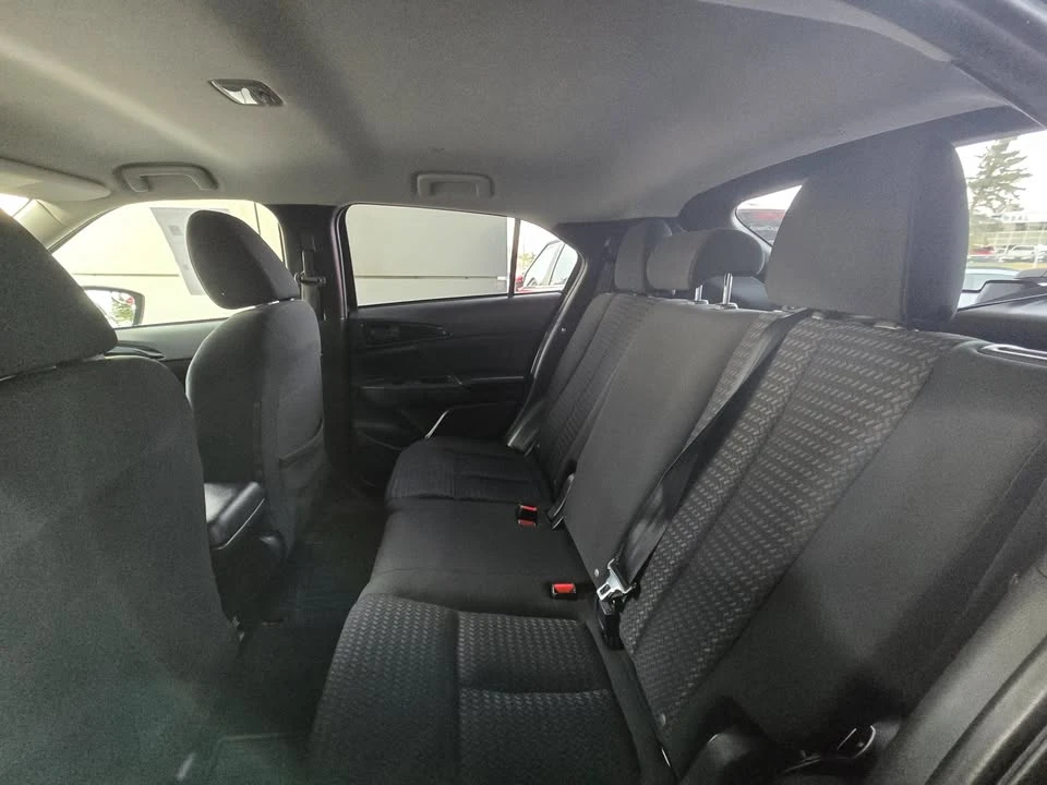 2023 Mitsubishi Eclipse Cross - Image 12 of 18