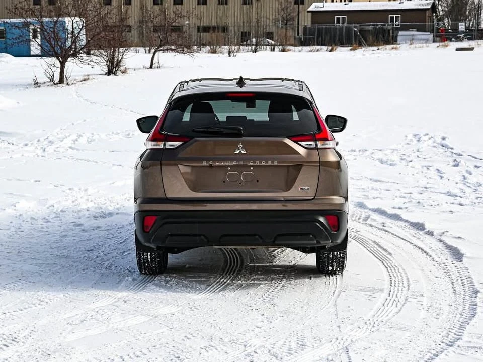 2023 Mitsubishi Eclipse Cross - Image 3 of 15