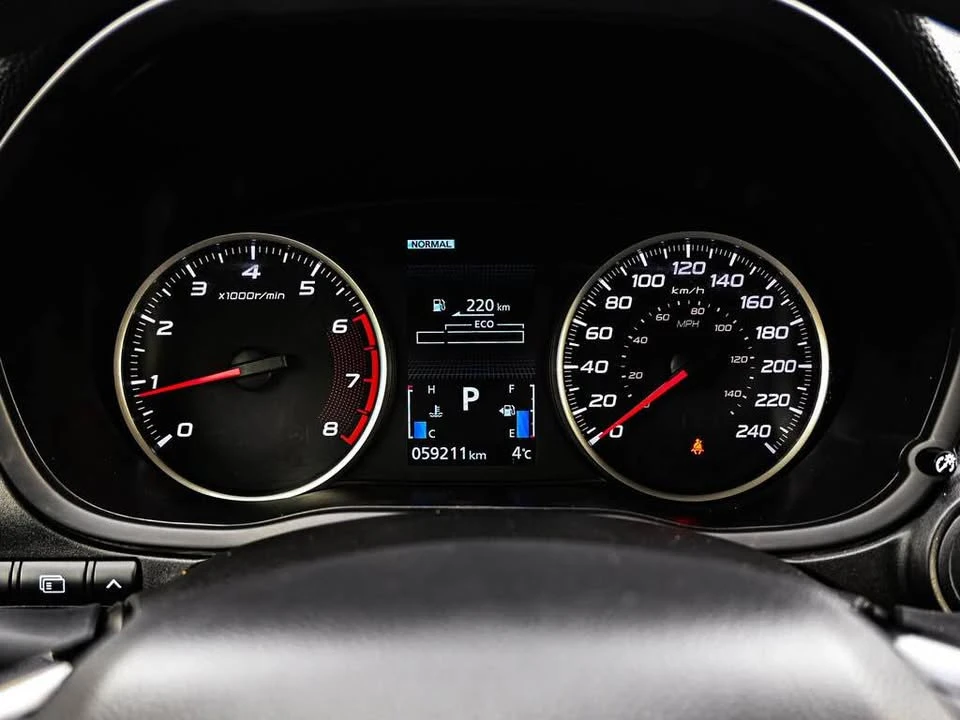 2023 Mitsubishi Eclipse Cross - Image 10 of 16