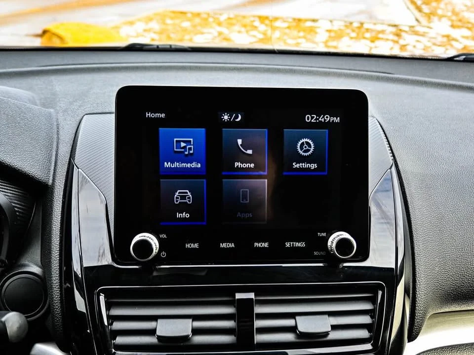 2023 Mitsubishi Eclipse Cross - Image 11 of 16