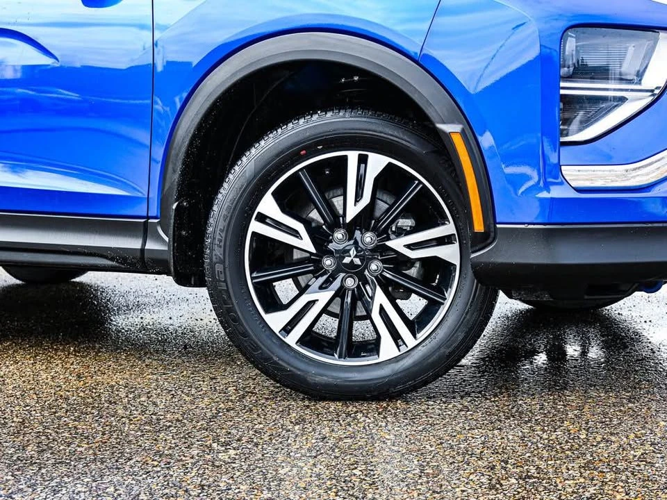 2023 Mitsubishi Eclipse Cross - Image 6 of 16