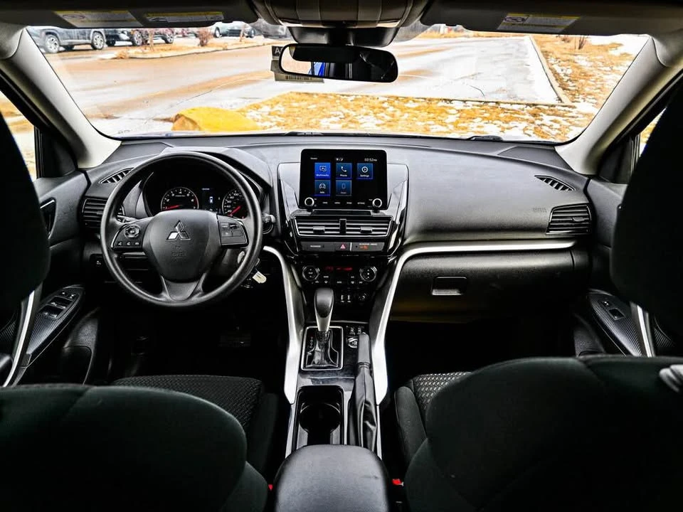 2023 Mitsubishi Eclipse Cross - Image 8 of 16