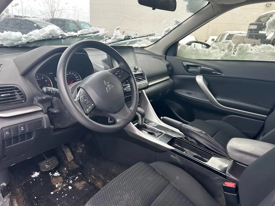 2023 Mitsubishi Eclipse Cross - Image 5 of 6