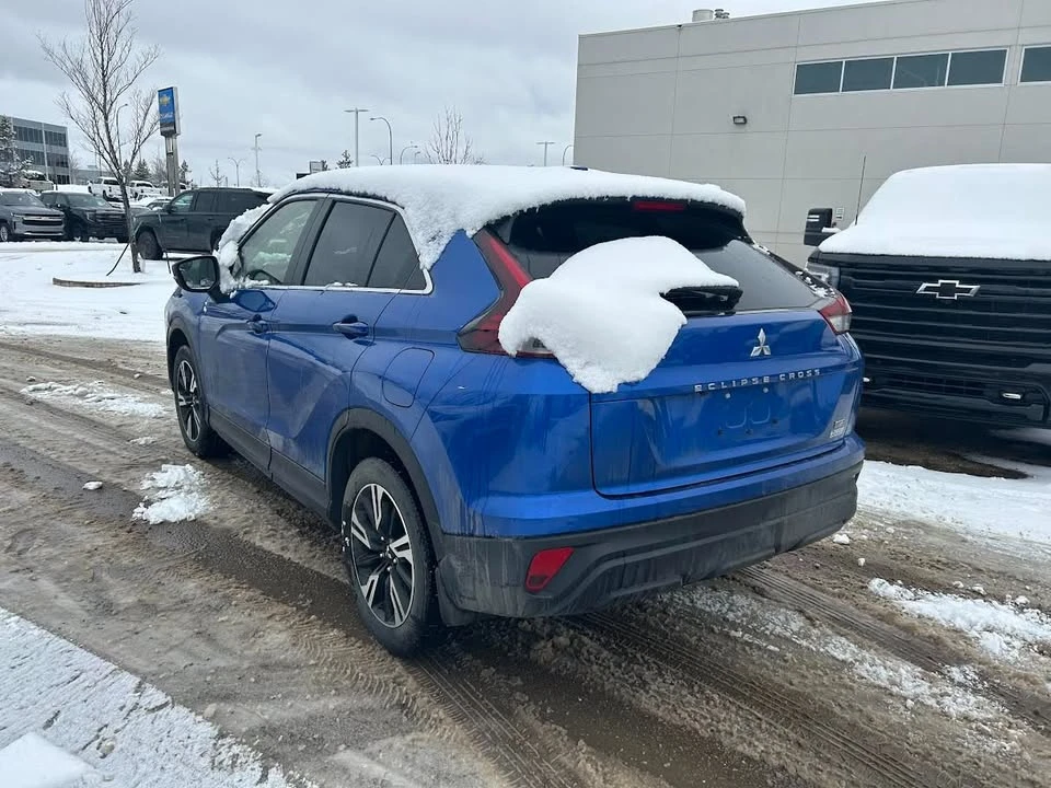 2023 Mitsubishi Eclipse Cross - Image 3 of 6