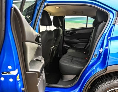 2023 Mitsubishi Eclipse Cross - Image 7 of 8