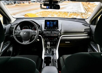 2023 Mitsubishi Eclipse Cross - Image 6 of 8