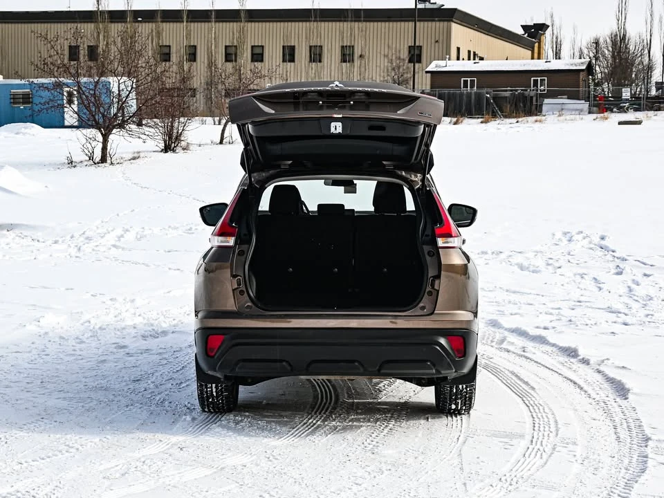 2023 Mitsubishi Eclipse Cross - Image 3 of 7