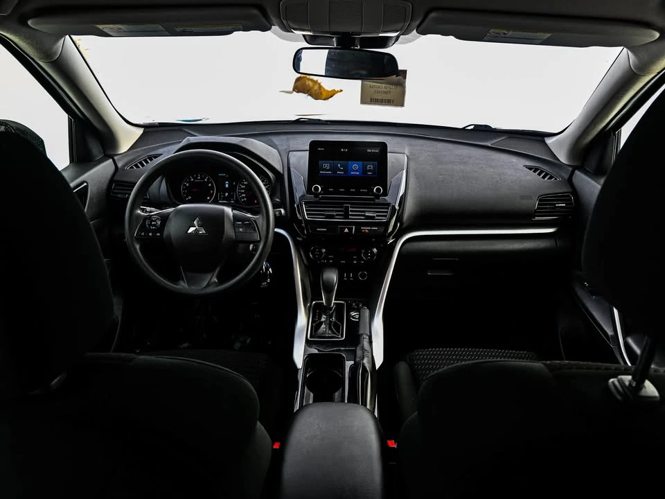 2023 Mitsubishi Eclipse Cross - Image 4 of 7