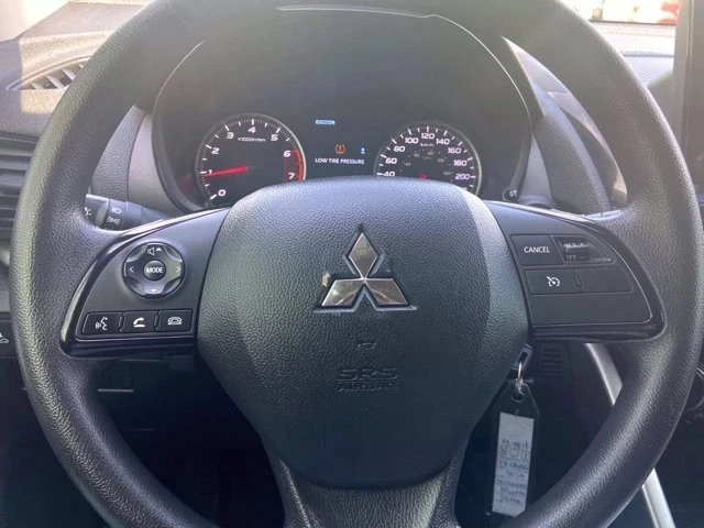 2023 Mitsubishi Eclipse Cross - Image 16 of 20