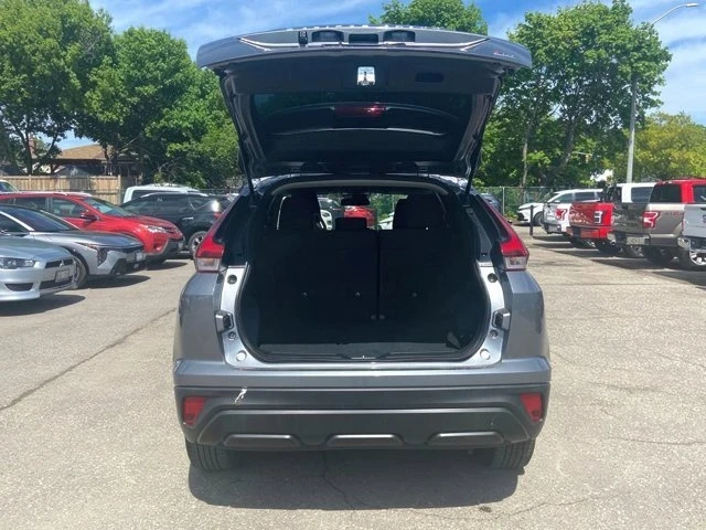2023 Mitsubishi Eclipse Cross - Image 7 of 20