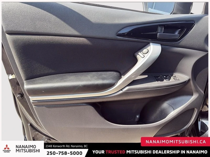 2023 Mitsubishi Eclipse Cross - Image 9 of 17