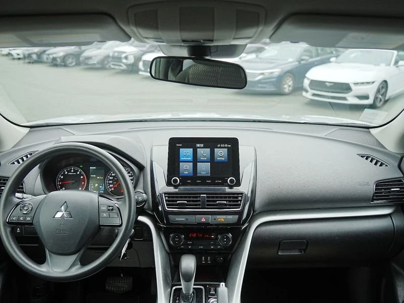2023 Mitsubishi Eclipse Cross - Image 10 of 19