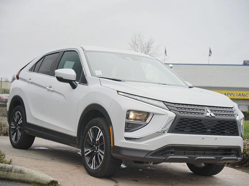 2023 Mitsubishi Eclipse Cross - Image 4 of 20