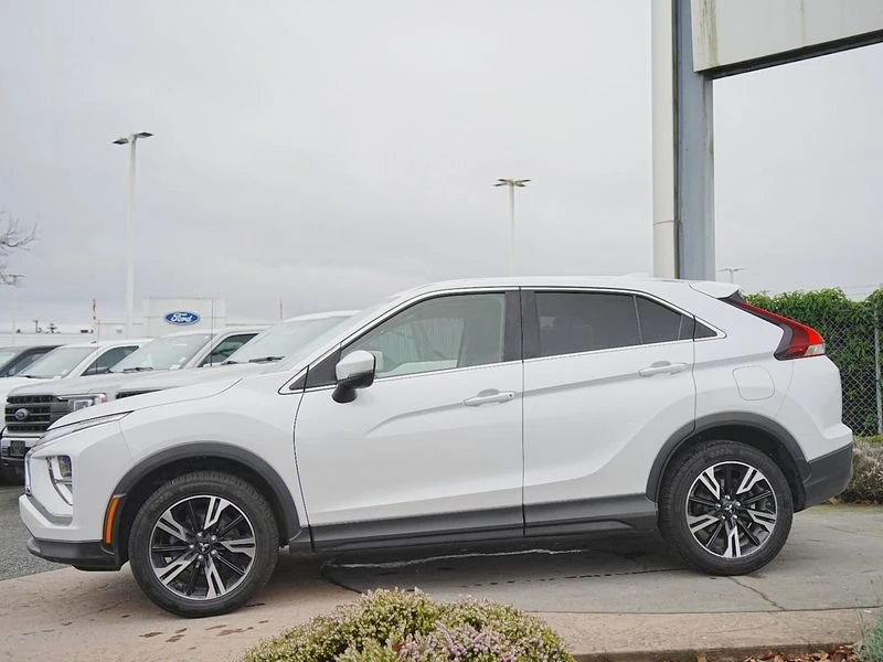 2023 Mitsubishi Eclipse Cross - Image 9 of 20