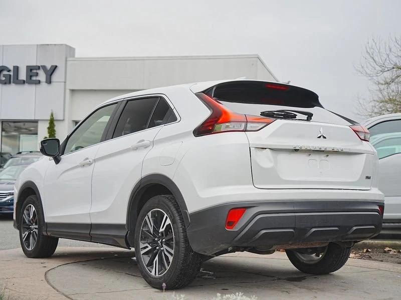 2023 Mitsubishi Eclipse Cross - Image 8 of 20