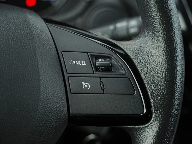 2023 Mitsubishi Eclipse Cross - Image 15 of 20