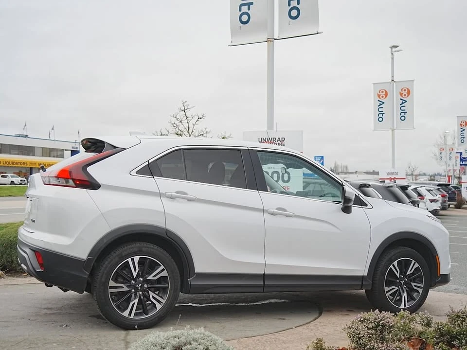 2023 Mitsubishi Eclipse Cross - Image 5 of 20