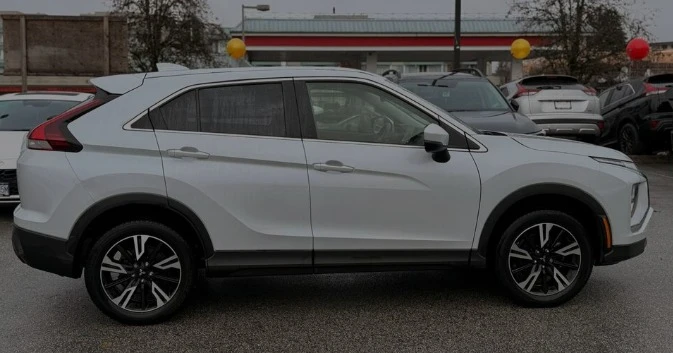 2023 Mitsubishi Eclipse Cross - Image 4 of 20
