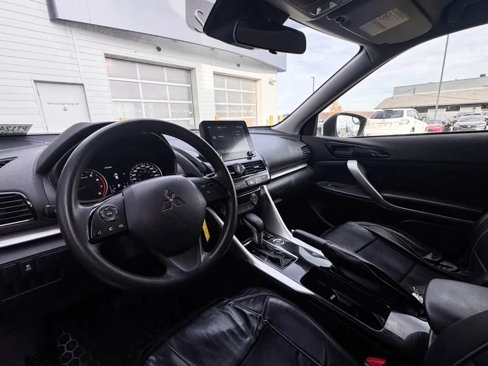 2023 Mitsubishi Eclipse Cross - Image 9 of 11