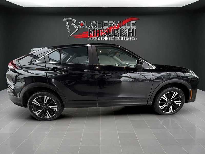 2023 Mitsubishi Eclipse Cross - Image 3 of 20