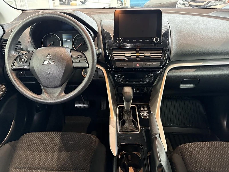 2023 Mitsubishi Eclipse Cross - Image 9 of 20